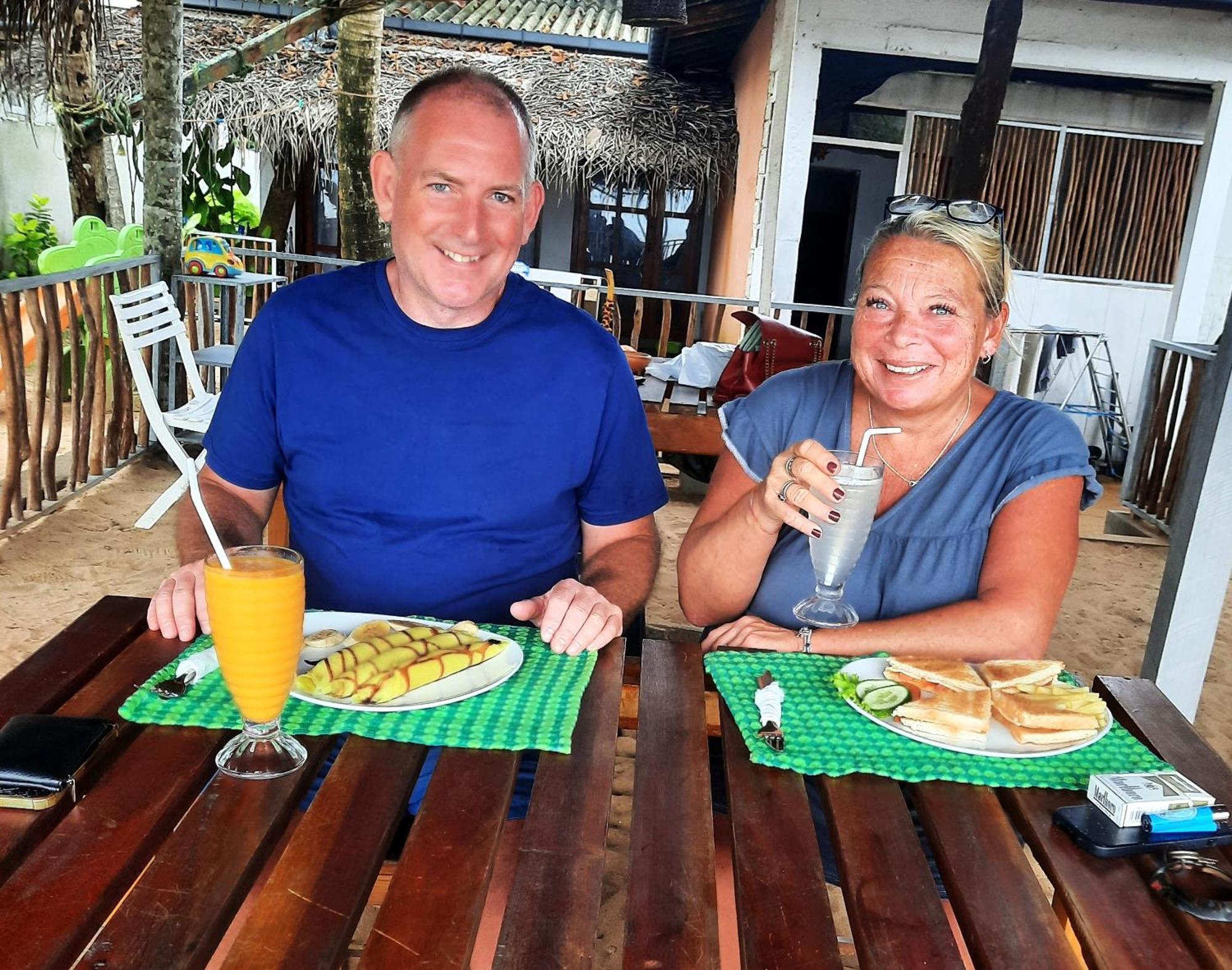 La-Vira Beach Villa Hikkaduwa Buitenkant foto