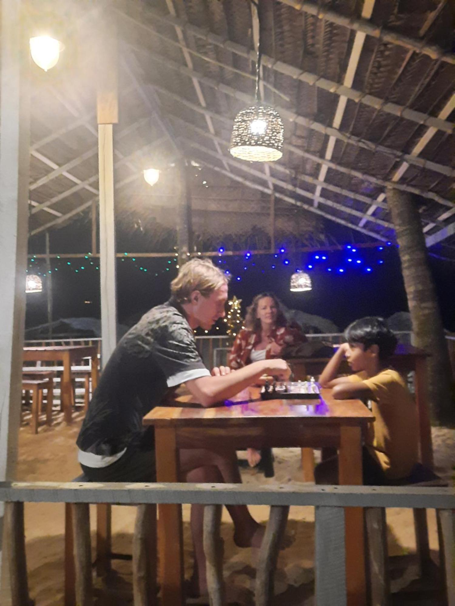 La-Vira Beach Villa Hikkaduwa Buitenkant foto